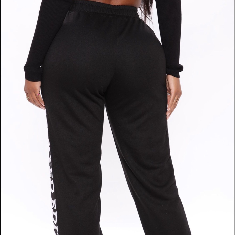 Sweat pants - Picture 3 of 5